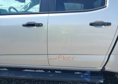 2018 Chevrolet Colorado Lt from USA, damaged, VIN 1GCGTCEN7J1125312